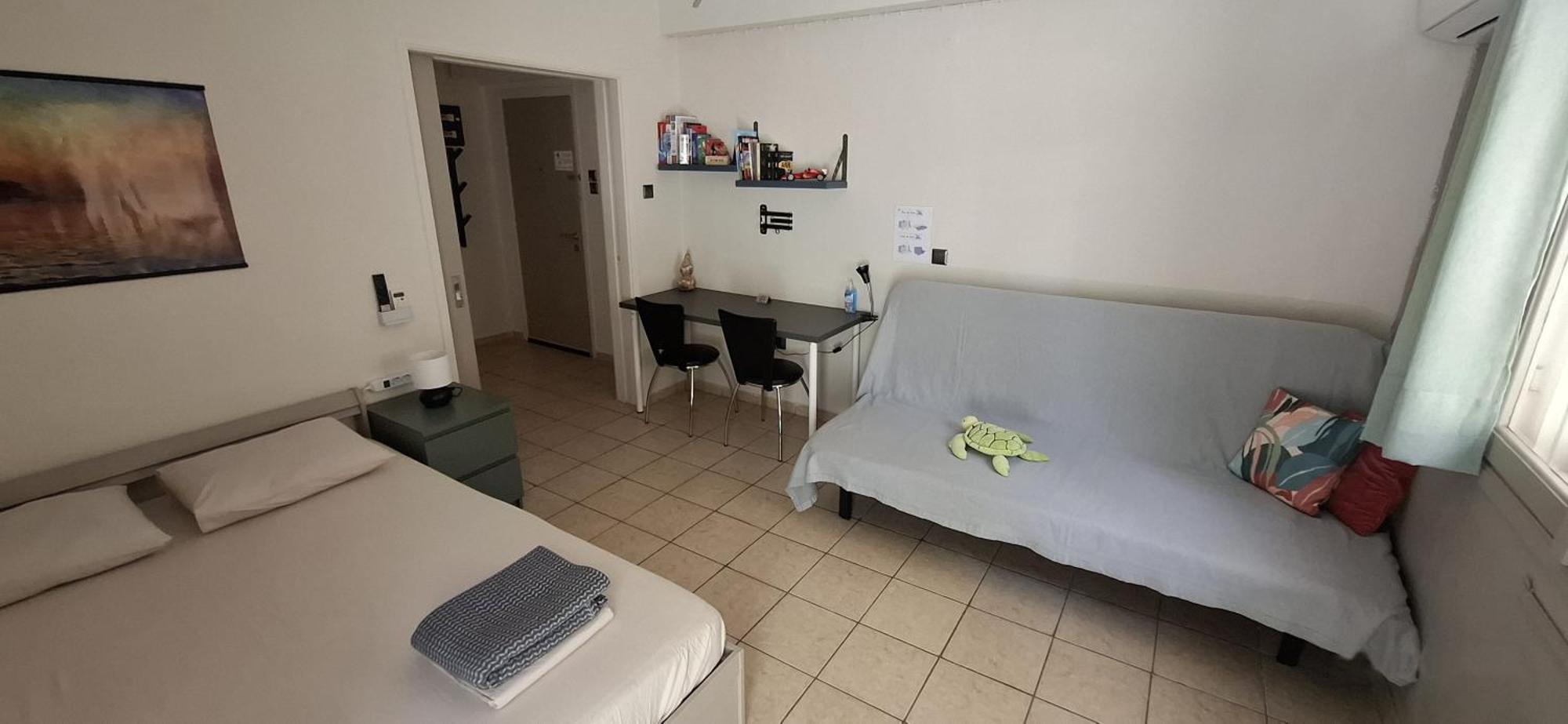 Honeybee4 - Cozy Studio Close To The Port, Airport & Athens Rafina  Ngoại thất bức ảnh
