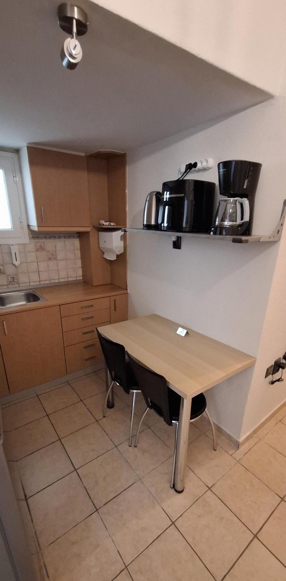 Honeybee4 - Cozy Studio Close To The Port, Airport & Athens Rafina  Ngoại thất bức ảnh